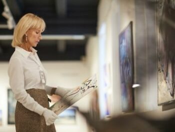 Studia il Master in Perito in Opere d’Arte e Antiquariato