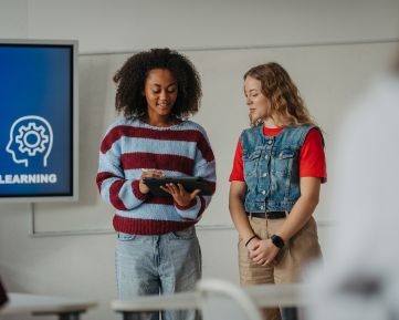 master-in-intelligenza-artificiale-applicata-all-agestione-dei-progretti Iscriviti al doppio Master in Intelligenza Artificiale Applicata alla Gestione dei Progretti presso ELBS e rendi il tuo curriculum uno dei più richiesti.